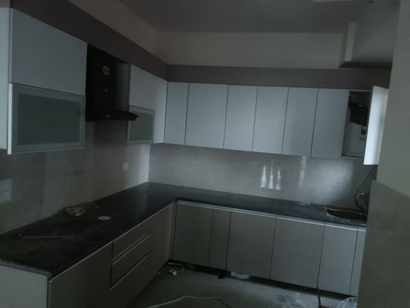 2.5 BHK Apartment 1400 Sq.ft. for Sale in Kaushambi, Ghaziabad