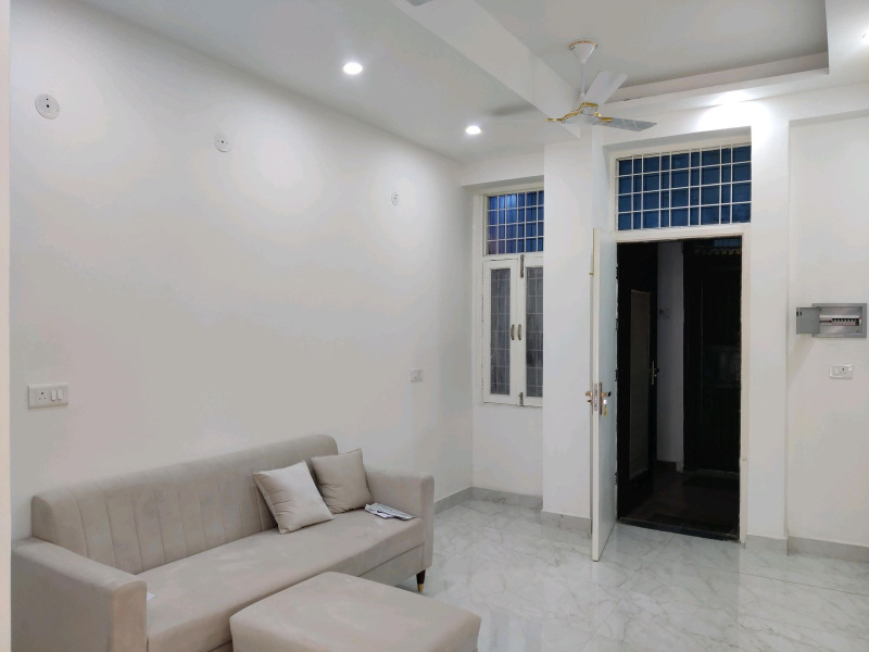 3.5 BHK 1500 Sq.ft. Apartment for Sale in Vaishali, Ghaziabad