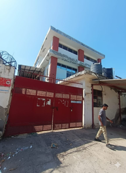  18000 Sq.ft. Factory for Rent in Pragati Vihar, Faridabad