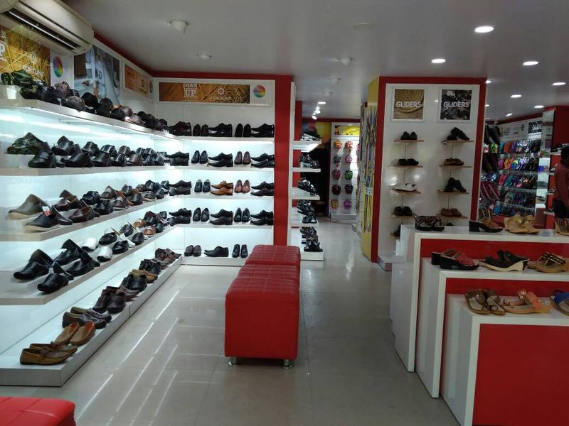  Commercial Shop 500 Sq.ft. for Rent in Hatibagan, Kolkata