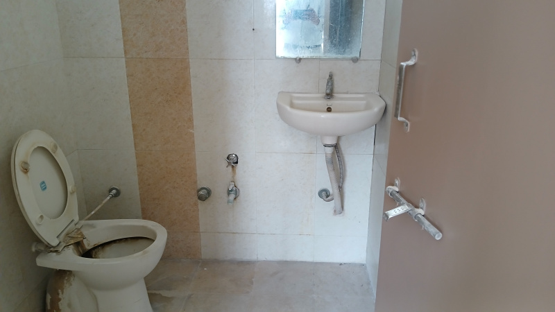 2 BHK Apartment 1240 Sq.ft. for Rent in Pal Gam, Surat
