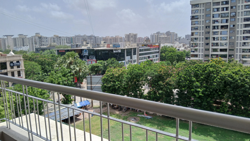 2 BHK Apartment 1240 Sq.ft. for Rent in Pal Gam, Surat