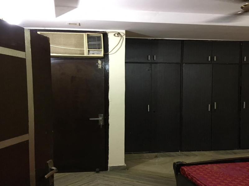 3.5 BHK Builder Floor 80 Sq. Yards for Rent in Block 1 Ramesh Nagar, Delhi