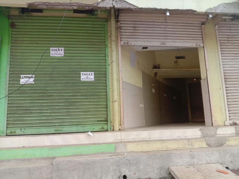  Commercial Shop 300 Sq.ft. for Rent in Arcot, Vellore