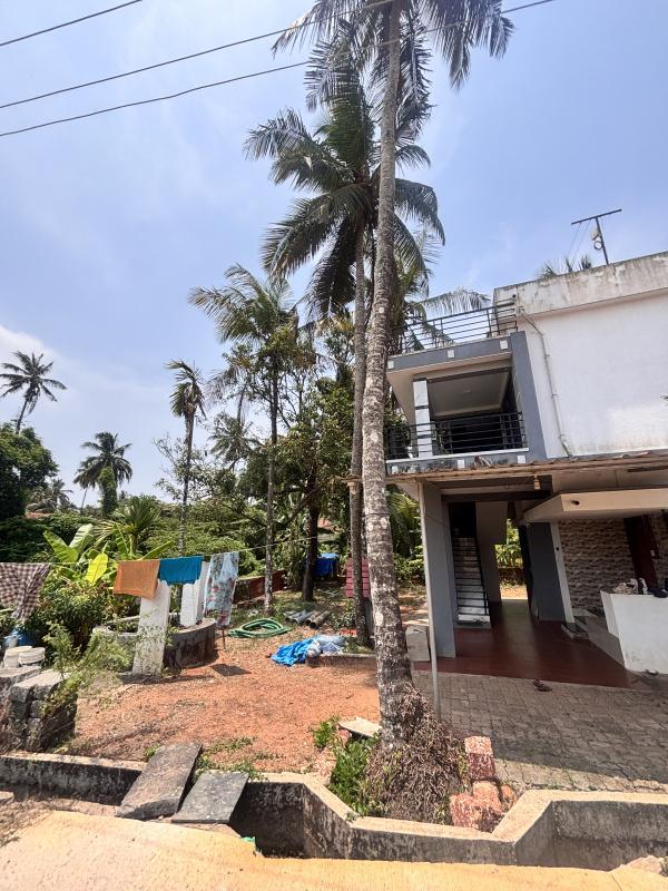 4 BHK 2250 Sq.ft. House for Sale in Jeppinamogaru, Mangalore