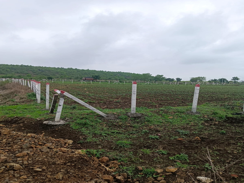  Agricultural Land 48000 Sq.ft. for Sale in Bhopal Road, Dewas
