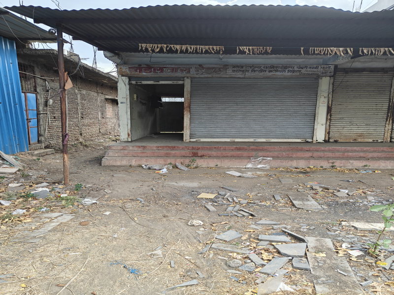  Commercial Shop 1137 Sq.ft. for Rent in Paratwada, Amravati