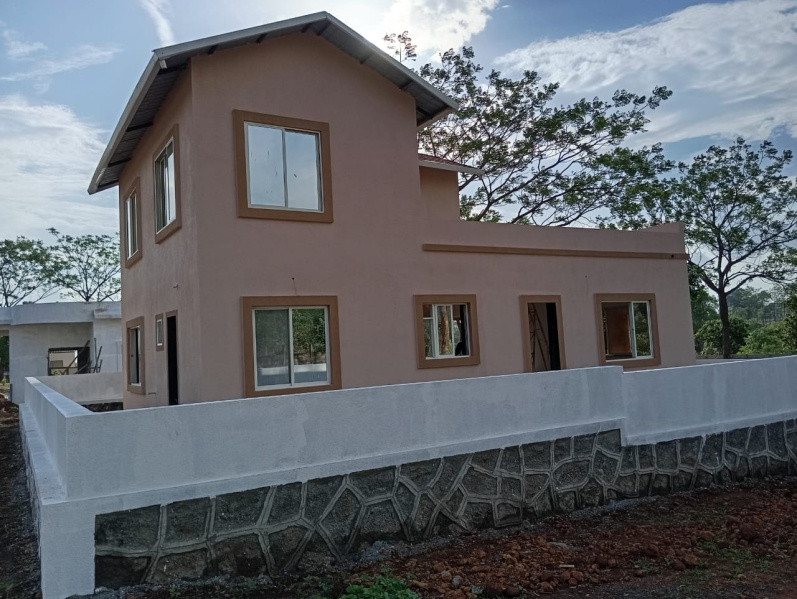 2 BHK 3700 Sq.ft. Villa for Sale in Karjat, Raigad