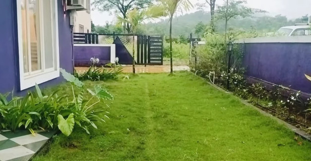 2 BHK 3700 Sq.ft. Villa for Sale in Karjat, Raigad
