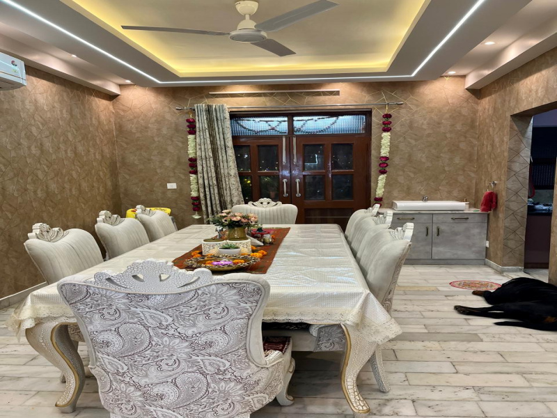 4 BHK Villa 300 Sq. Yards for Rent in Neb Sarai, Saket, Delhi
