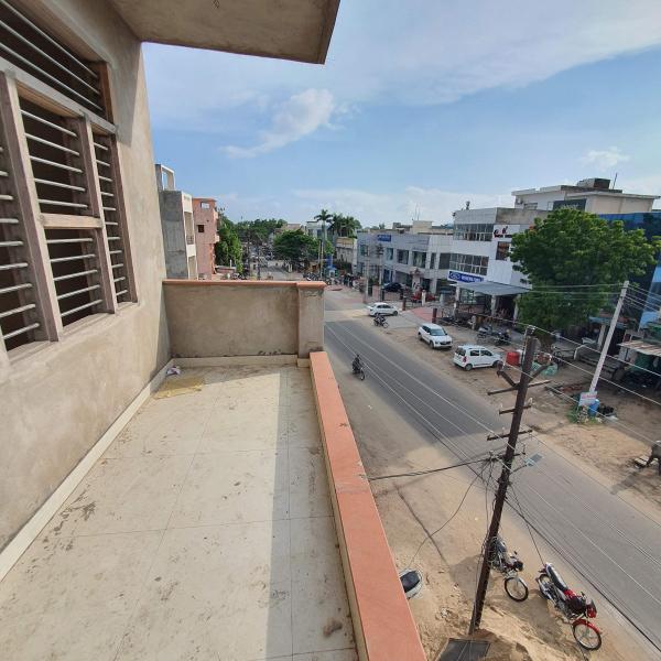  Showroom 3200 Sq.ft. for Sale in Lajpat Nagar, Alwar