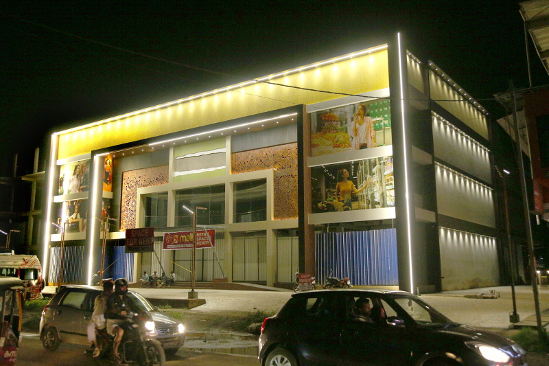  Commercial Shop 10000 Sq.ft. for Rent in Pandikkad, Malappuram