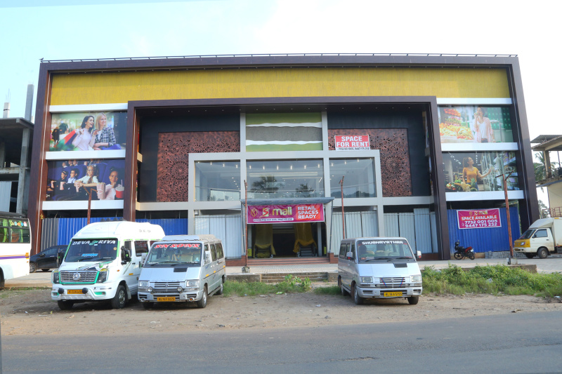  Commercial Shop 10000 Sq.ft. for Rent in Pandikkad, Malappuram