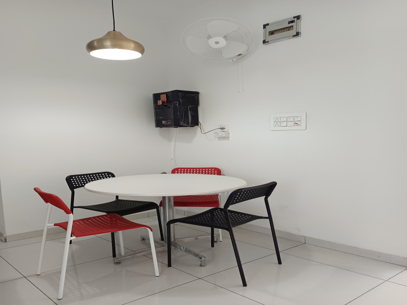  Office Space 1000 Sq.ft. for Rent in Sanjeevini Nagar, Bangalore