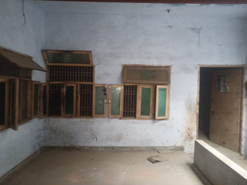 5 BHK House 2430 Sq.ft. for Rent in Sadar Bazar, Agra