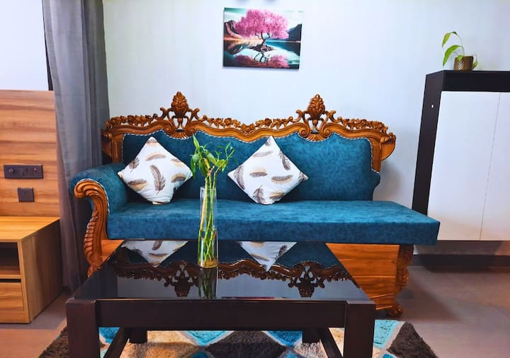 1 RK Apartment 690 Sq.ft. for Sale in Atta Market, Sector 18 Noida