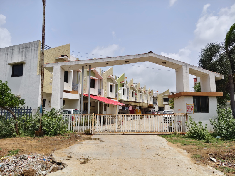 3 BHK House 1920 Sq.ft. for Sale in Lambhvel Road, Anand