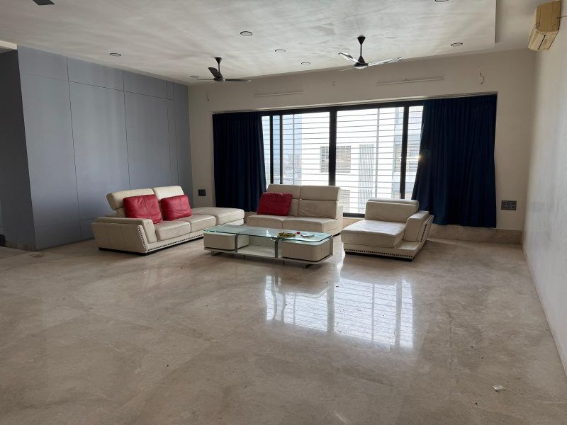 5 BHK Apartment 5600 Sq.ft. for Rent in Vesu, Surat