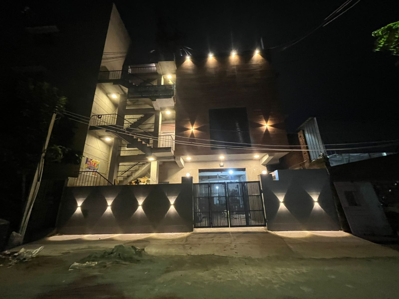  Office Space 2000 Sq.ft. for Rent in Mogappair, Chennai