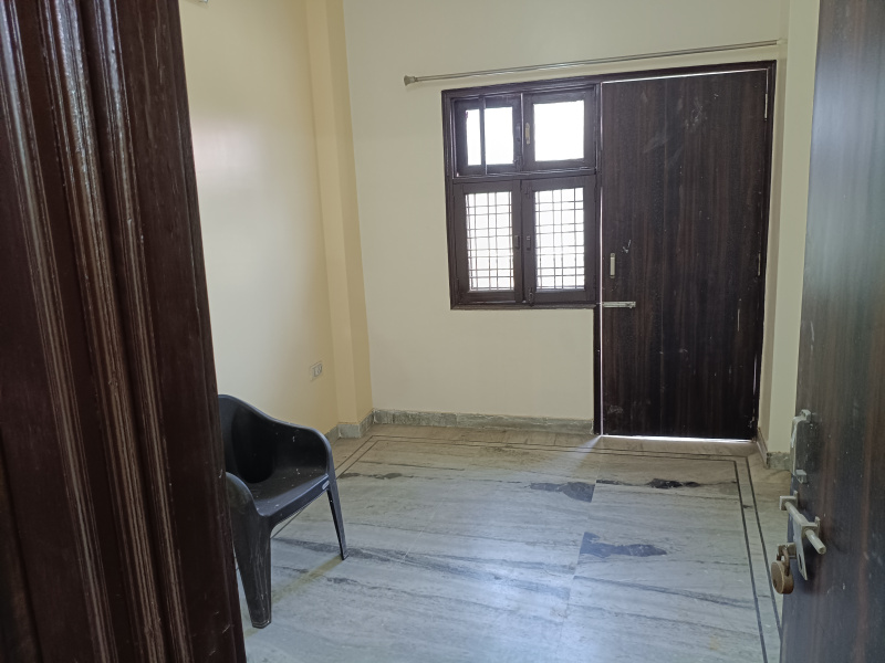 2 BHK Builder Floor 100 Sq.ft. for Sale in Nangloi, Delhi
