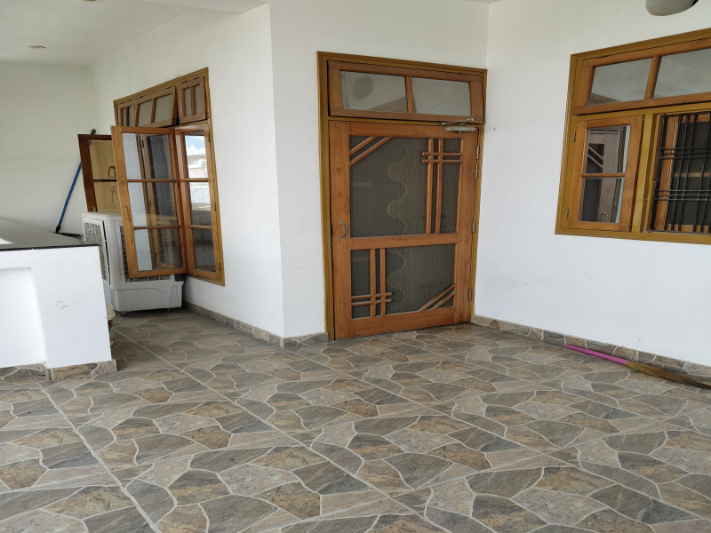 2 BHK Apartment 1300 Sq.ft. for Rent in Vikas Nagar, Lucknow