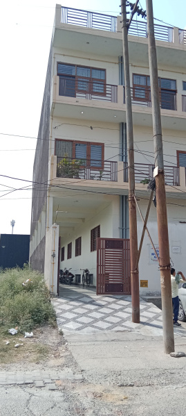  Showroom 3400 Sq.ft. for Rent in Ganga Nagar, Meerut
