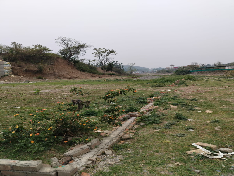  Residential Plot 1900 Sq. Yards for Sale in Sahastradhara Road, Dehradun
