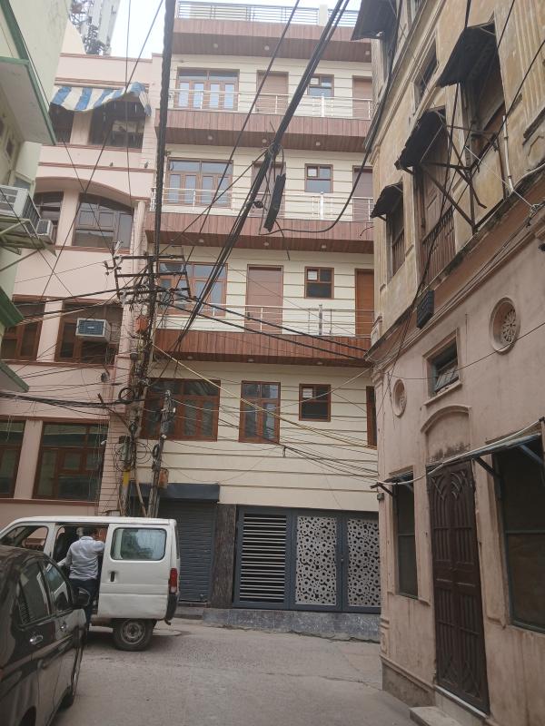 1.5 BHK House 130 Sq. Yards for Sale in Ansari Road, Darya Ganj, Delhi