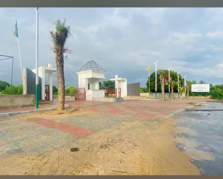  Residential Plot 400 Sq. Yards for Sale in Reengus, Sikar