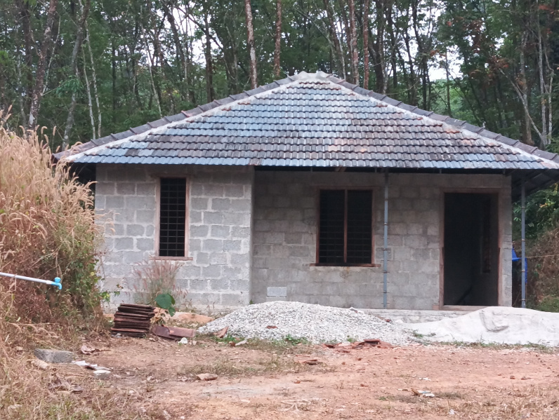 2 BHK House 5 Cent for Sale in Adoor, Pathanamthitta