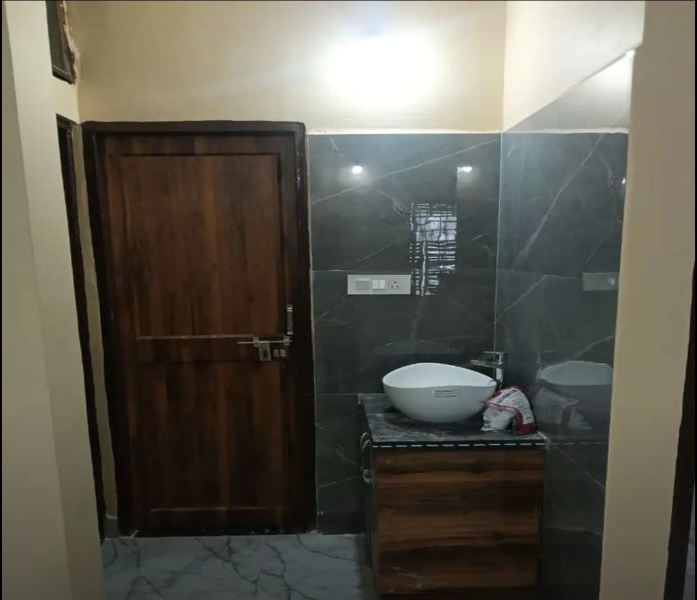1 BHK Builder Floor 600 Sq.ft. for Rent in Bagh Mungaliya, Bhopal