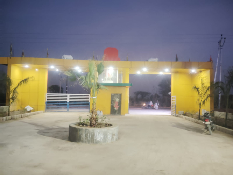  30 Sq. Yards Commercial Land for Sale in Chhata, Mathura
