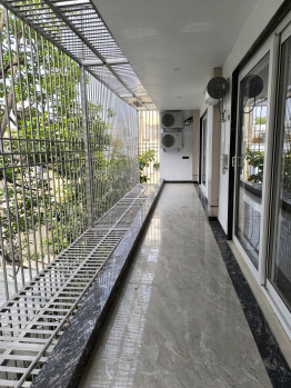 5 BHK Builder Floor for Rent in Safdarjung Enclave, Delhi