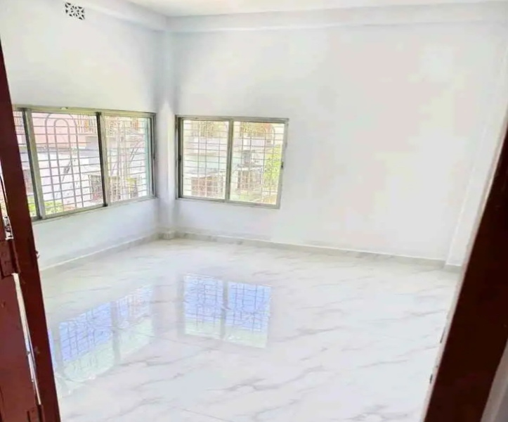 3 BHK Apartment 1300 Sq.ft. for Sale in Dum Dum, Kolkata