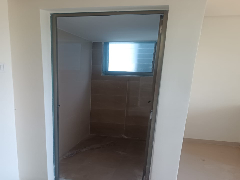 1 BHK Apartment 450 Sq.ft. for Sale in Uttan, Bhayandar West, Mumbai