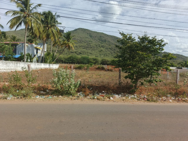  Commercial Land 56622 Sq.ft. for Sale in Vadipatti, Madurai