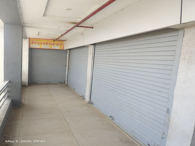  Commercial Shop 280 Sq.ft. for Sale in Timbavadi, Junagadh