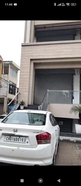  Commercial Shop 560 Sq.ft. for Sale in Ambala Highway, Zirakpur