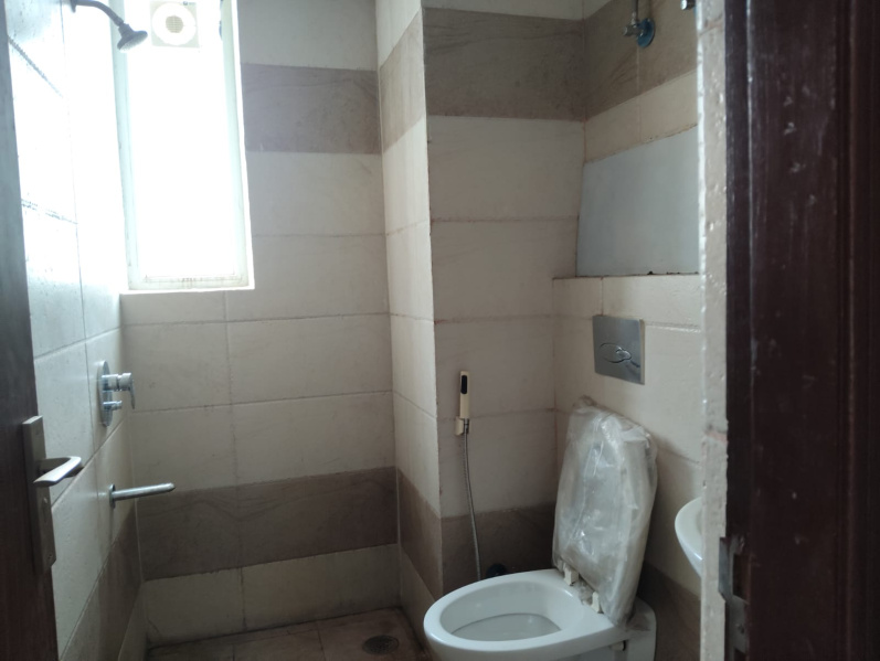  Office Space 500 Sq.ft. for Sale in VIP Road, Zirakpur