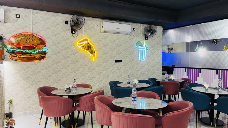  Hotels 1500 Sq.ft. for Sale in Sampath Nagar, Kurnool