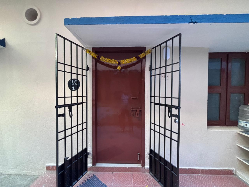 2 BHK Apartment 750 Sq.ft. for Rent in Velachery, Chennai