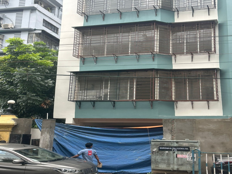  Commercial Shop 1768 Sq.ft. for Rent in Diamond Harbour Road, Kolkata