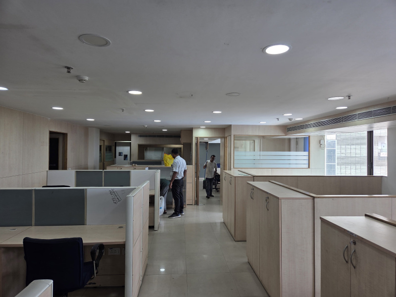  Office Space 2372 Sq.ft. for Rent in Sector 5 Salt Lake, Kolkata