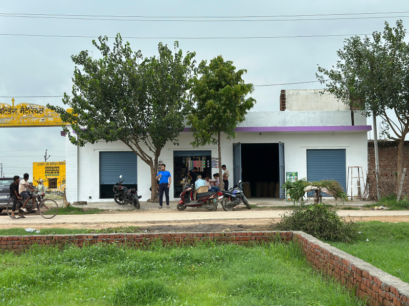  Commercial Shop 3150 Sq.ft. for Sale in Etmadpur, Agra