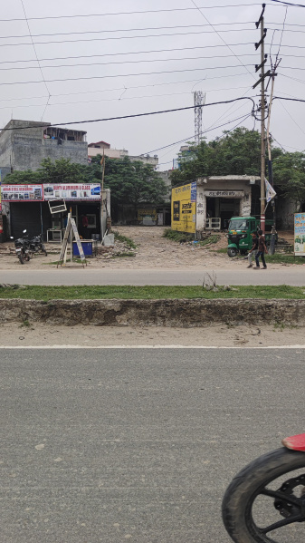  Commercial Land 5000 Sq.ft. for Rent in Surajpur, Greater Noida