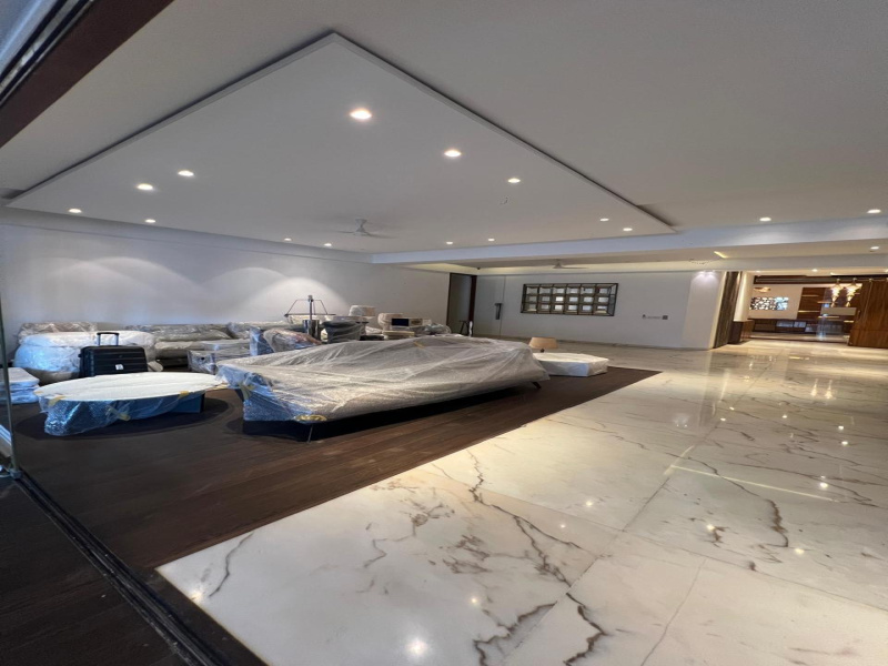 4 BHK Apartment 5500 Sq.ft. for Rent in Gulmohar Road, Juhu, Mumbai