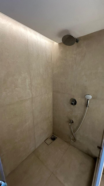 6 BHK Villa 6500 Sq.ft. for Sale in Juhu, Mumbai