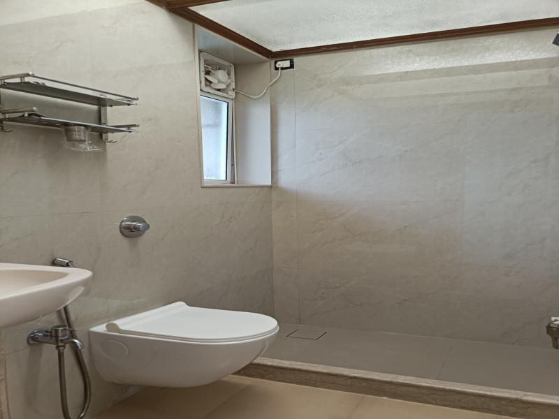 4 BHK 2500 Sq.ft. Apartment for Rent in Juhu, Mumbai