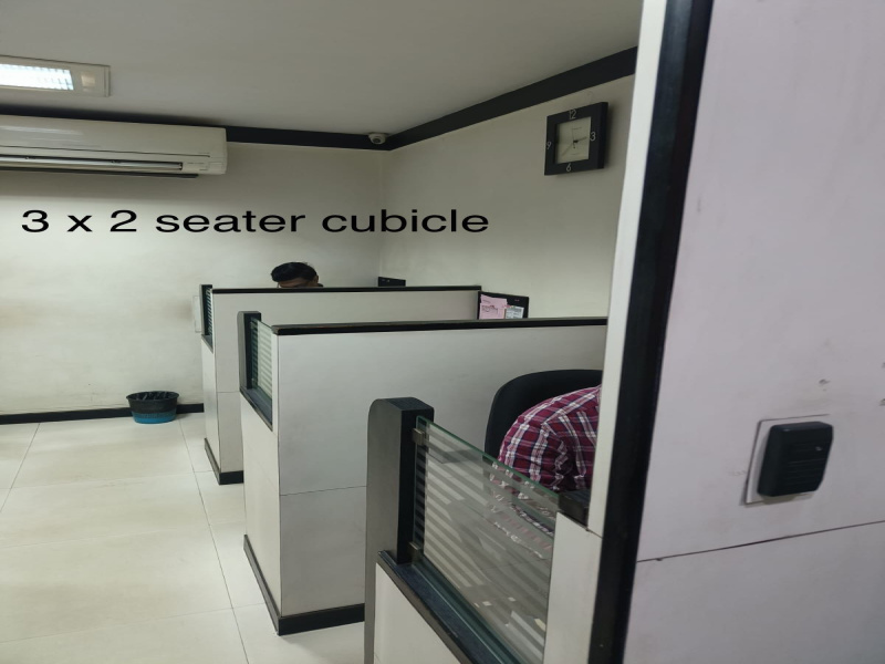  Office Space 1000 Sq.ft. for Rent in Lenin Sarani, Kolkata