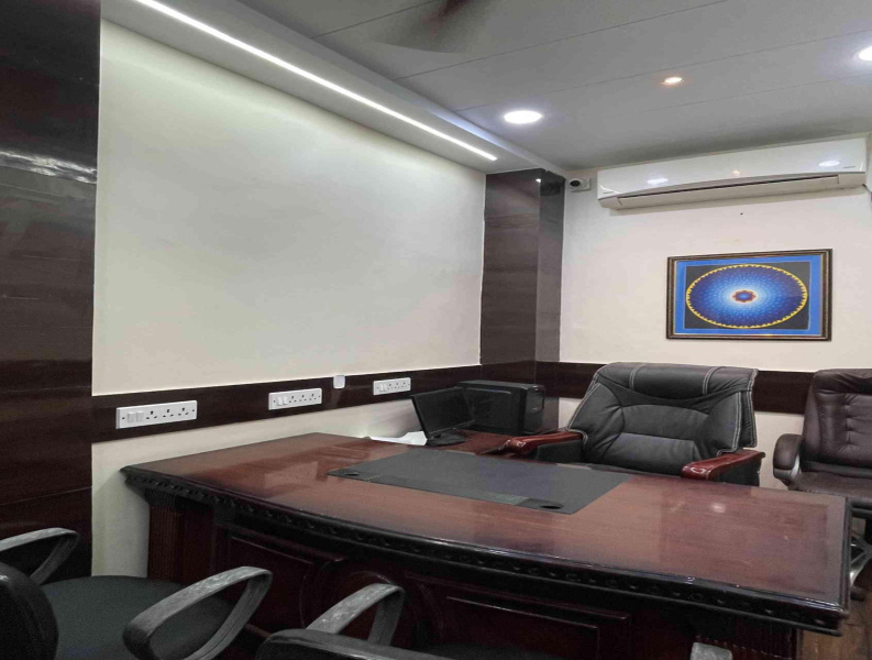  Office Space 800 Sq.ft. for Rent in Sarat Bose Road, Kolkata
